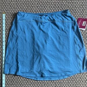 Skirt Sports Happy Girl M NWT